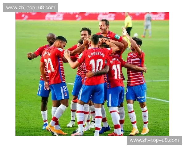 黄色潜水艇遭遇红蓝风暴：西甲比利亚雷亚尔VS巴萨，共赴一场指尖上的足球饕餮盛宴